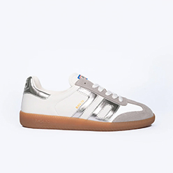 Back 70 - Cloud White and Silver Trainer
