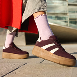 Rieker - M7601 Burgundy Platform Trainer