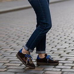 Meline - 525 FR-R Brown/Leopard Trainer<br />
