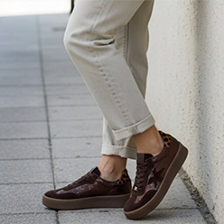 Meline - 525 SBT Brown/Leopard Platform Trainer<br />
