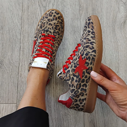 Murphy's-Shoes---Meline---525-R-Leopard-and-Red-Trainer