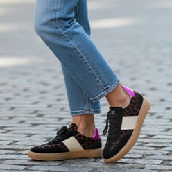 Murphy's-Shoes--Nerogiardini---I617427D-Black-Leopard-Suede-Trainer