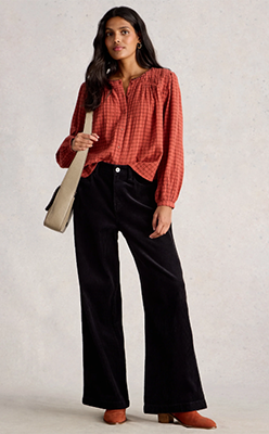 Nina's-Boutiqu---White-Stuff-444723-Tia-Velvet-Wide-Leg-Crop