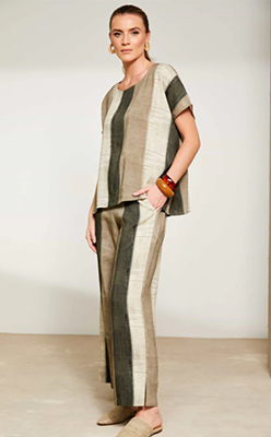 Nina's-Boutique---NAYA-NAS25268-Wide-stripe-scratch-print-round-neck-top-with-extended-shoulderline