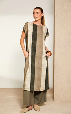 Nina's-Boutique---NAYA-NAS25271-Wide-leg-crop-trouser-with-slit-at-hem
