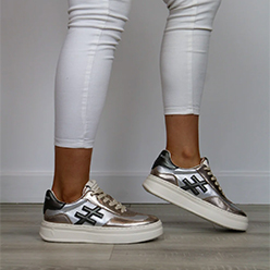 Another Trend - A035 [Metal] Metallic Platform Trainer<br />
