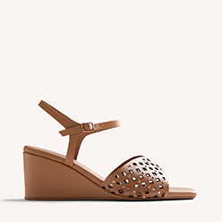 Gioseppo - Peshtigo Tan Wedge Sandal<br />
