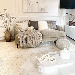 Soft Everyday Cream White Shaggy Rug<br />
